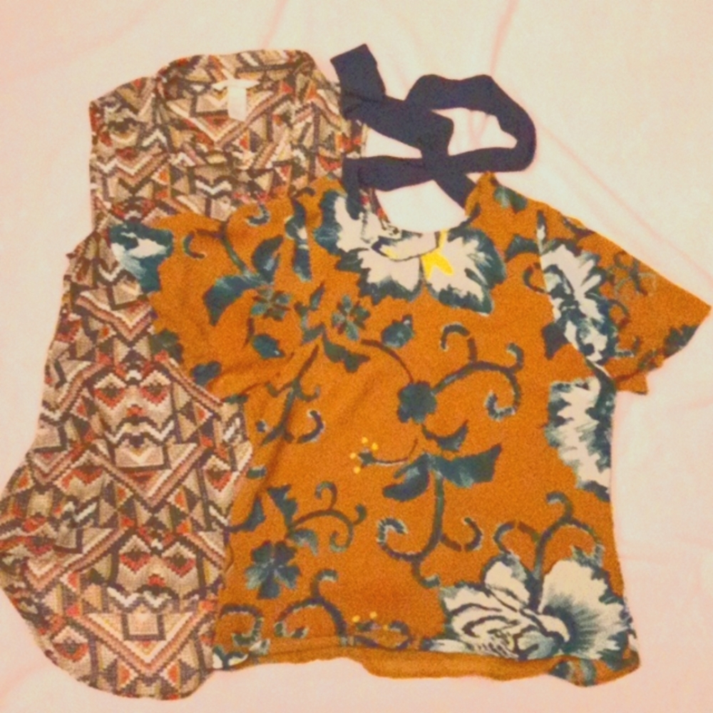 WOMEN'S H & M SZ 4 BLOUSES